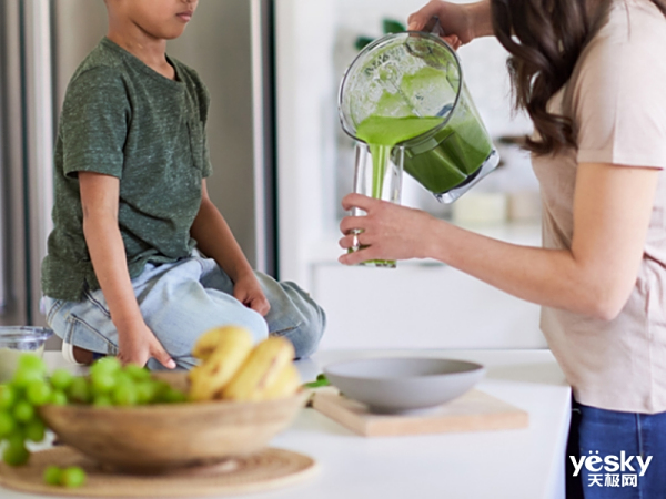 夏季吃什么水果养生又减肥?用料理机打成汁更好吸收