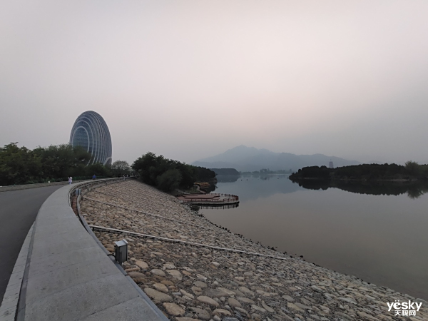 5000mAh电池+骁龙710 极具性价比的vivo Z5x首发评测