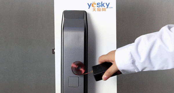 智能锁选哪家?德施曼、凯迪仕、三星、鹿客四款热销指纹锁横评