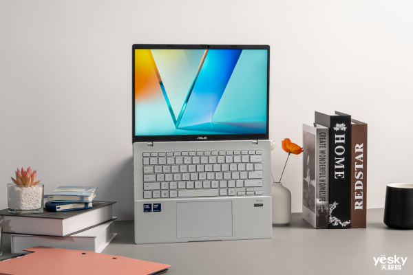 华硕无畏Pro14酷睿版2025评测:酷睿Ultra赋能AI,无畏家族又一力作