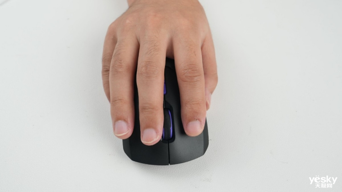 雷柏VT9PRO双高速双模无线游戏鼠标评测:自带4K接收器 8K有线回报率