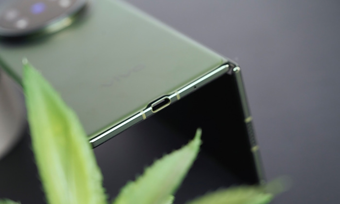 全球最轻大折叠vivo X Fold5评测:iPhone生态就是V的生态