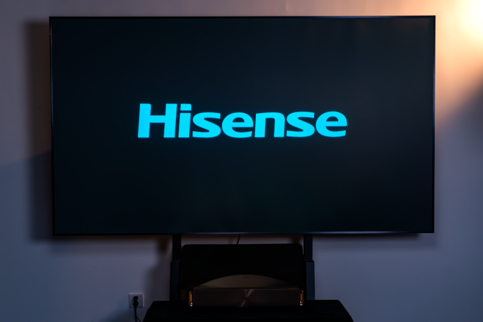 海信激光电视探索X1 Ultra测评:1k尼特全屏亮度+9.1.4声道家庭影院天花板