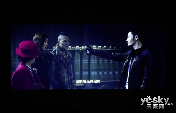 全能教学帮手 卡西欧超短焦投影 XJ-UC350WN评测