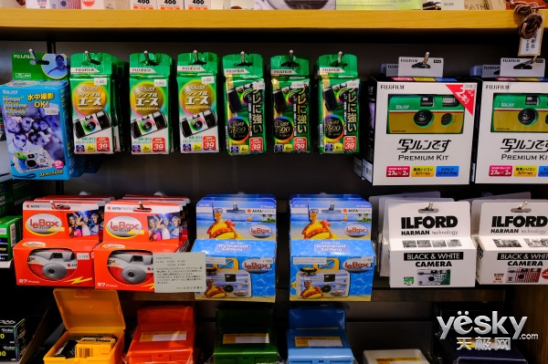 轻便造型 性能强劲 富士XE3上手简评