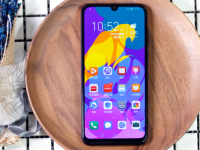 ��������⽻֯Ѥ���Ĳʺ� ��ҫPlay4T Pro��ҹ��ͼ��