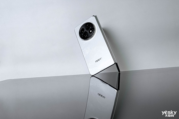 ���ҿɿ���OPPO Find N5�����۵��콢����8����ʱ��