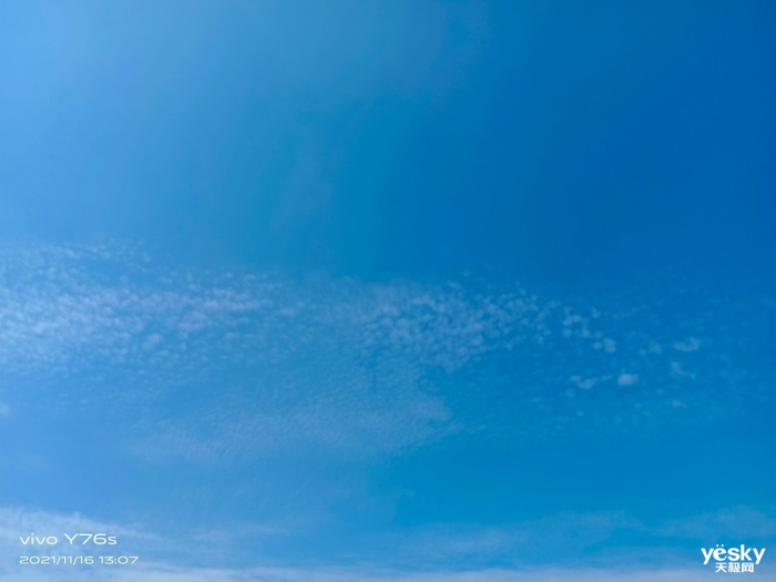vivo Y76s��ҹ�����飺ǧԪ���䣬������ĵ�������
