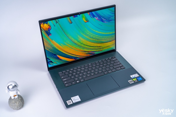 RTX Studioӳִƶ Խ16 Plus