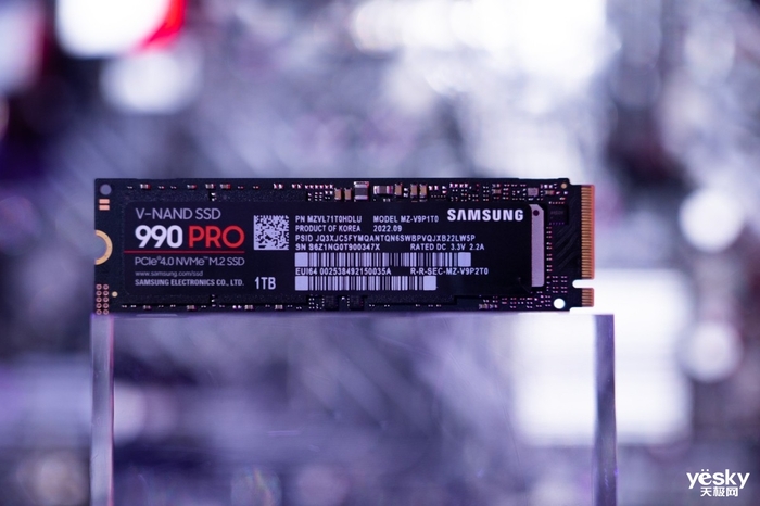 ̽PCIe 4.0ٶ¸ 990 PRO 1TB汾