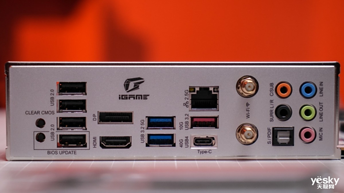 ������������롰Ultra�����ܵĽ�� iGame B860M ULTRA V20��������