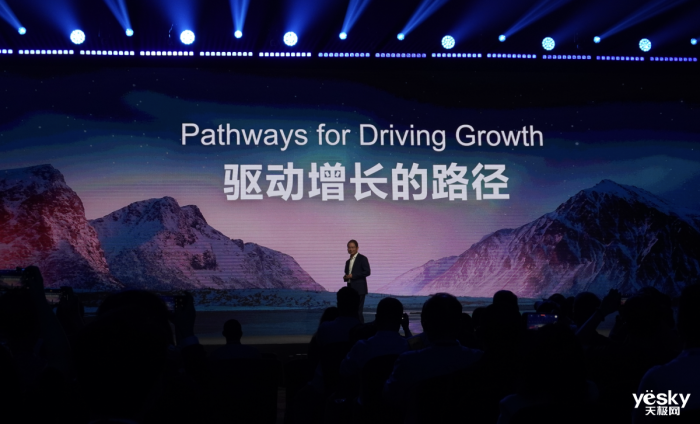 ��Ϊ��ֱ�����۽�����仯��̽�����������г�������·��