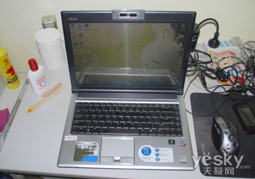 ����IdeaPad Y450 ��˶F8SG�ʼǱ����ʵ¼