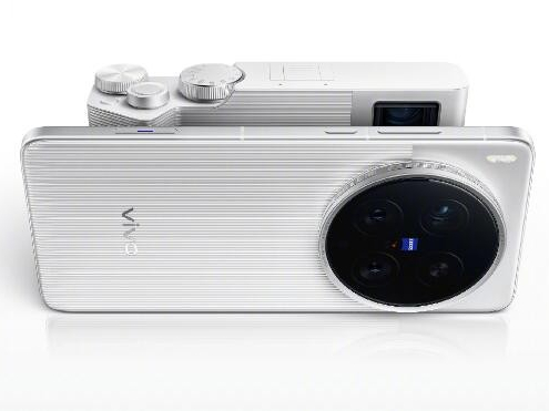 从参数内卷到全能 “V 单”，vivo X200 Ultra 今日开售引行业变革